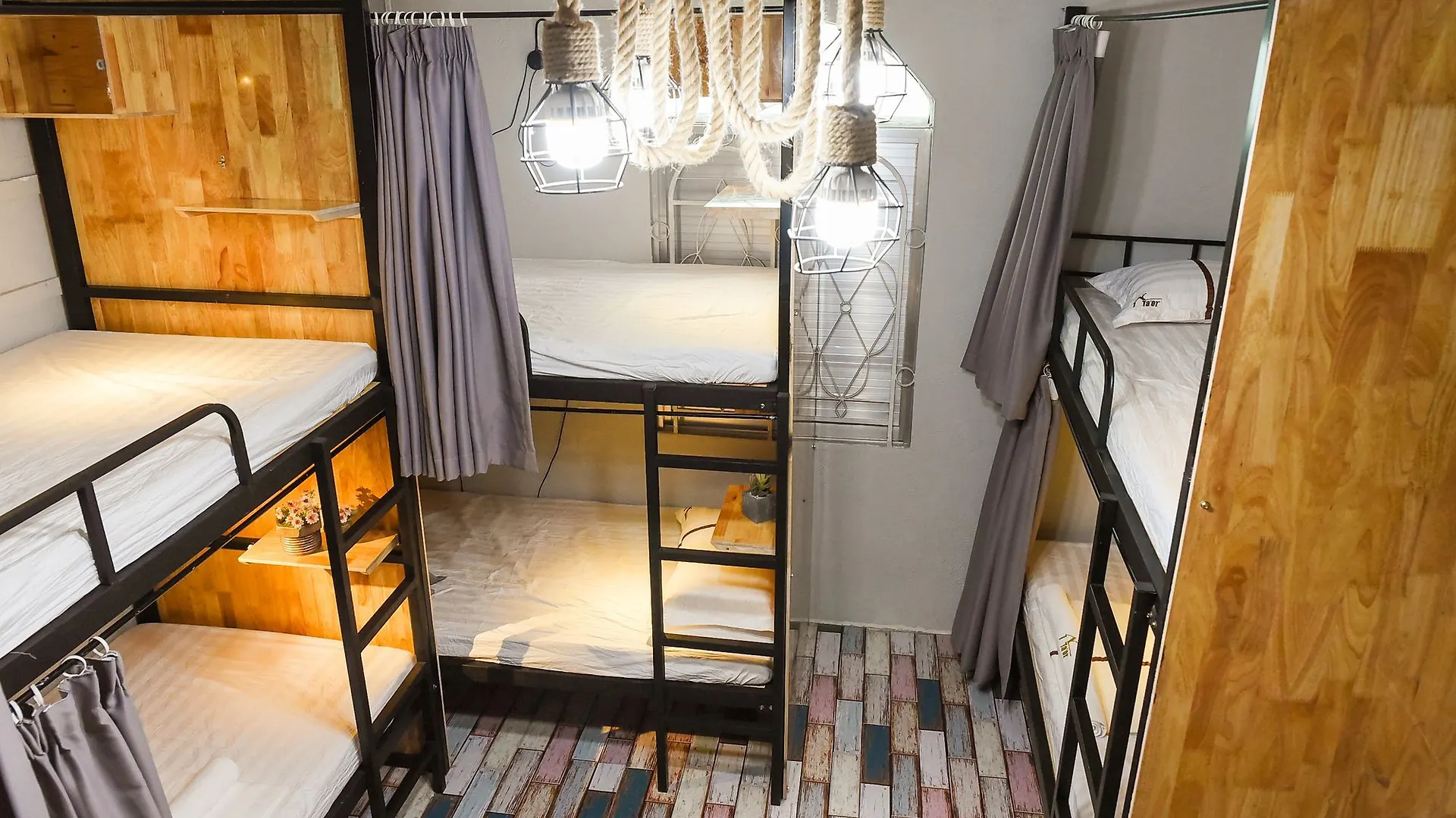 Hotell Ta'Or Hostel Nha Trang Vietnam